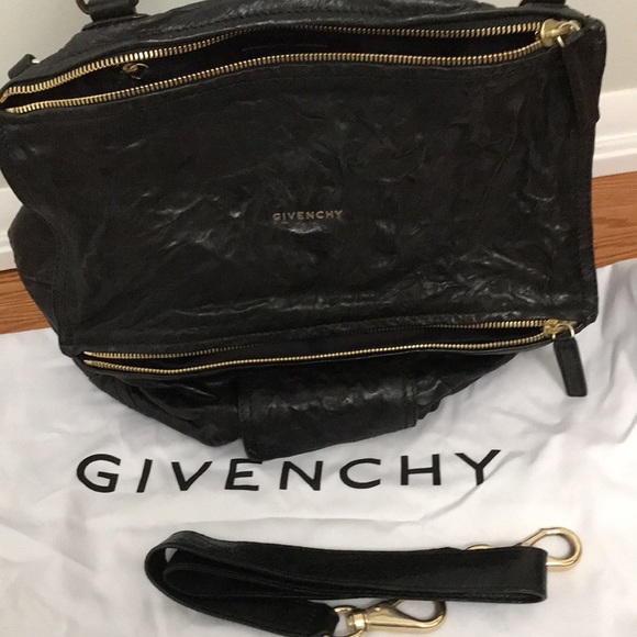 SOLD-Givenchy lrg Pandora in crinkled lamb leather - Picture 5 of 14